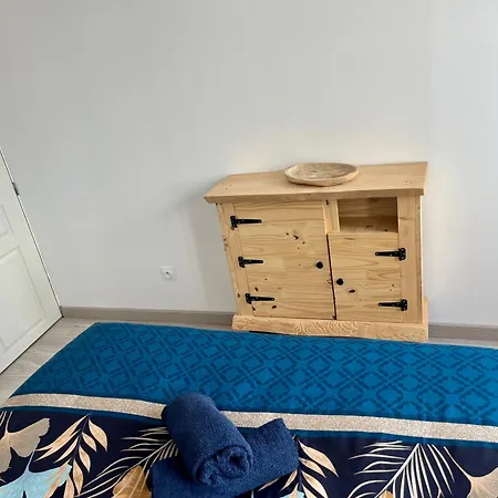 Casa vacanze Maison Atypique Centre-village Au Calme Avec Vue Sur Les Toits *