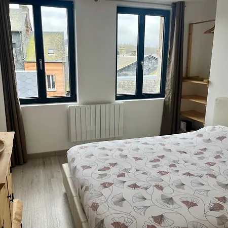 Casa vacanze Maison Atypique Centre-village Au Calme Avec Vue Sur Les Toits