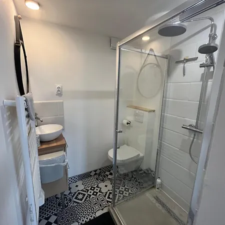 Maison Atypique Centre-village Au Calme Avec Vue Sur Les Toits Cormeilles (Eure)