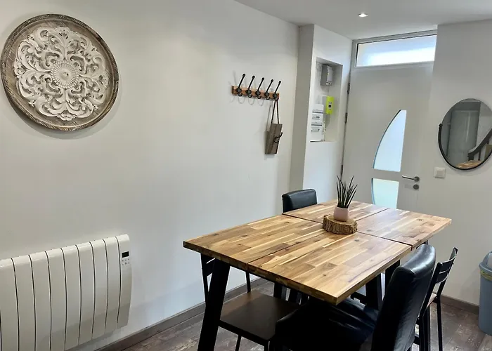 Maison Atypique Centre-village Au Calme Avec Vue Sur Les Toits Σπίτι διακοπών Cormeilles (Eure)