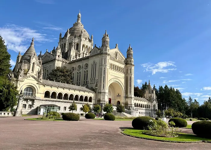 Σπίτι διακοπών Maison Atypique Centre-village Au Calme Avec Vue Sur Les Toits *
